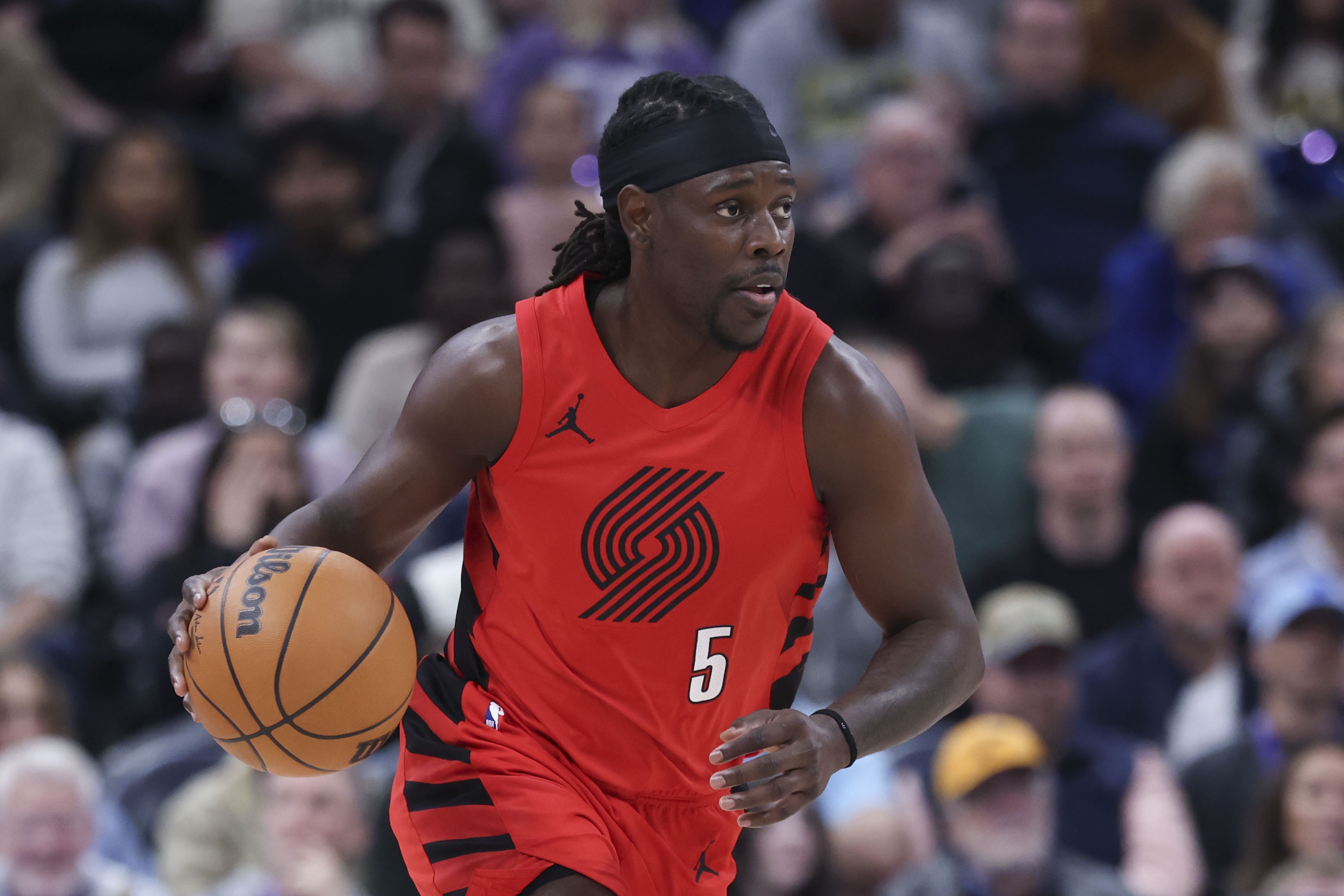 Sofascore数据-无敌了！霍勒迪连续胯下运球控时间压哨三分球命中 末节已经14分