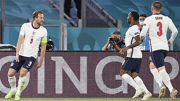 Sofascore比分-梁宏业:英格兰场场训练赛,犹如独孤求败